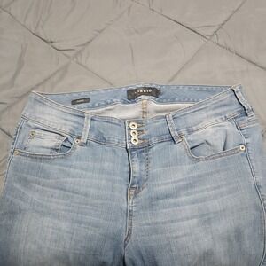 Torrid Jeans Women's Plus 16R Jegging High Rise Light Wash Distressed Stretch